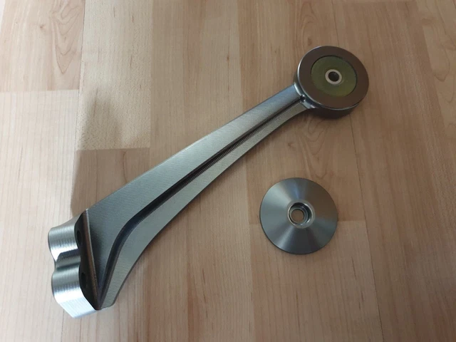 BMW R Nine T Auspuffhalter Titan CNC gefräst, einmalig verbaut, TOP, neuwertig