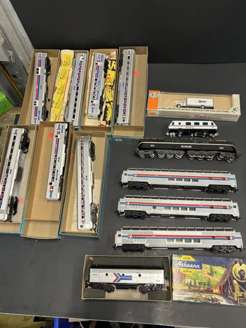 HUGE AMTRAK TRAIN LOT Rivarossi HO GG1 Electric 929 Black AtHearn Cars ConCor