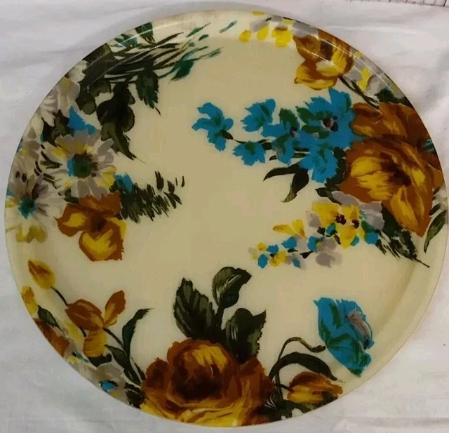 Plateau en verre à apéritif années 70 80 - Arts de la table Plateau en verre à apéritif années 70 80 - Arts de la table