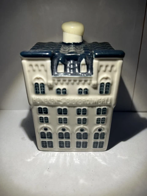 KLM Bols Blue Delft Miniature House - Number 95, 1575.