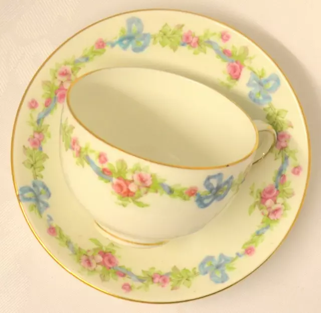 Crown Staffordshire F4613 Blue Bow Ribbon Pink Roses Swags Garland Cup & Saucer