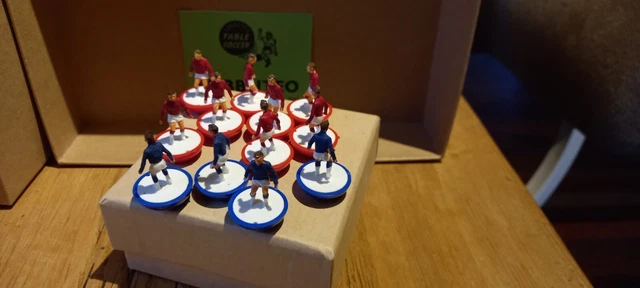 Subbuteo Team Players Heavyweight  Liverpool