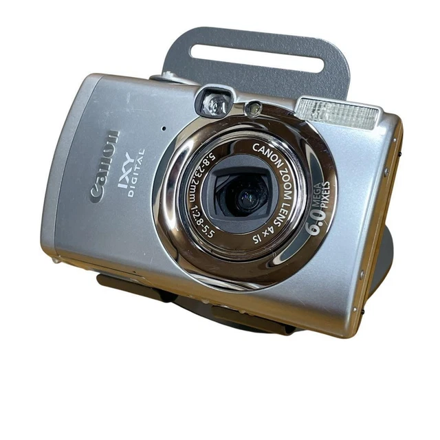 CANON IXY DIGITAL 800 IS 6MP Compact Digital Camera Silver
