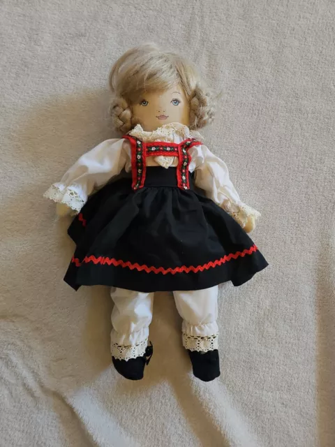 VTG Swiss Girl cloth Dolls by Pauline Bjonness-Jacobsen 1984 20"   GR1