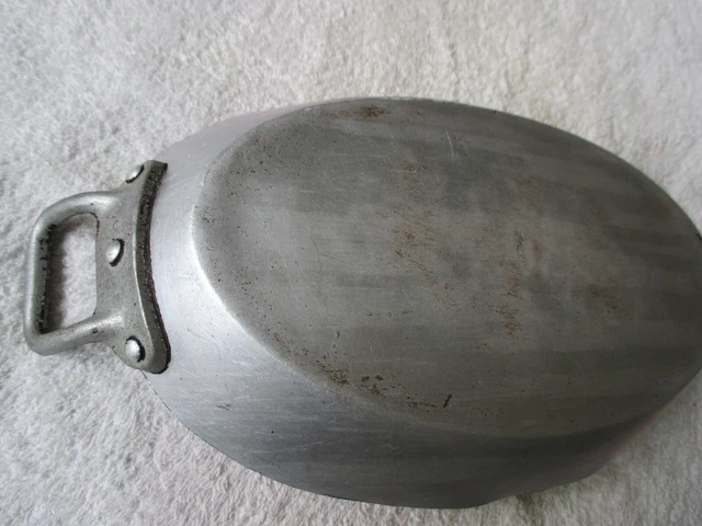 Plat Ovale Ancien En Aluminium - Longueur 30 Cm - Vintage - Fabrication Française