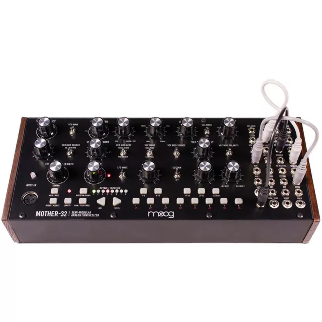 Moog Mother-32 Tabletop Semi-Modular Analogue Synt 2