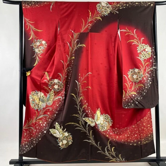 Woman Japanese Kimono Furisode Silk Butterfly Circle Raden Gold Silver Foil Red