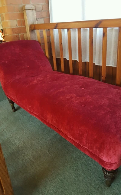 ANTIQUE VINTAGE EARLY EDWARDIAN /Victorian DOCTORS CHAISE LONGUE Deep Red/wine
