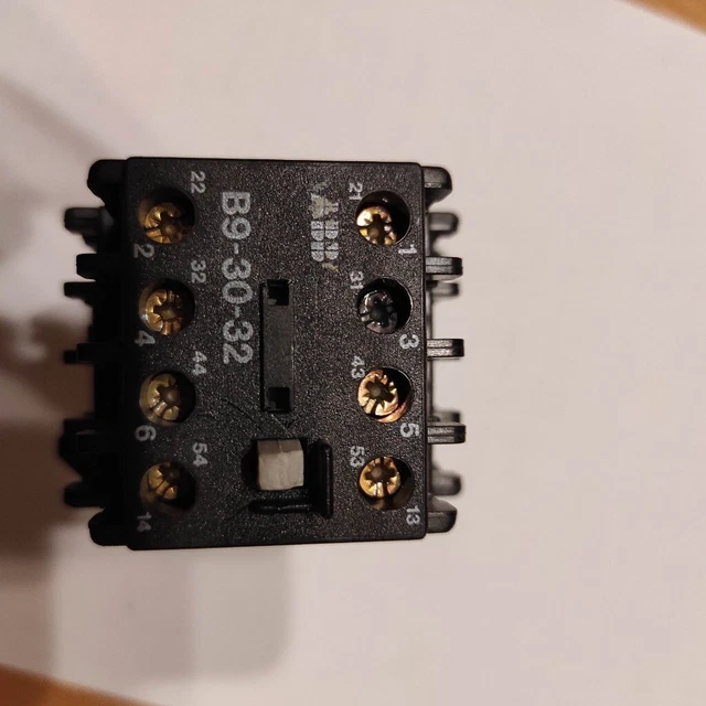 ABB contactor B9-30-32 /#5 c0n 3489