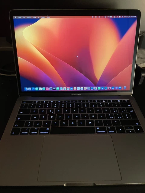 Apple MacBook Pro 13" 2017 (256GB SSD, Intel Core i5, 8GB ram) Laptop - Grigio