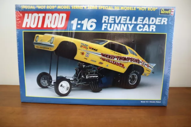 New Revell Mickey Thompson’s Revelleader Funny Car 1:16 Scale Model Kit 7444 p