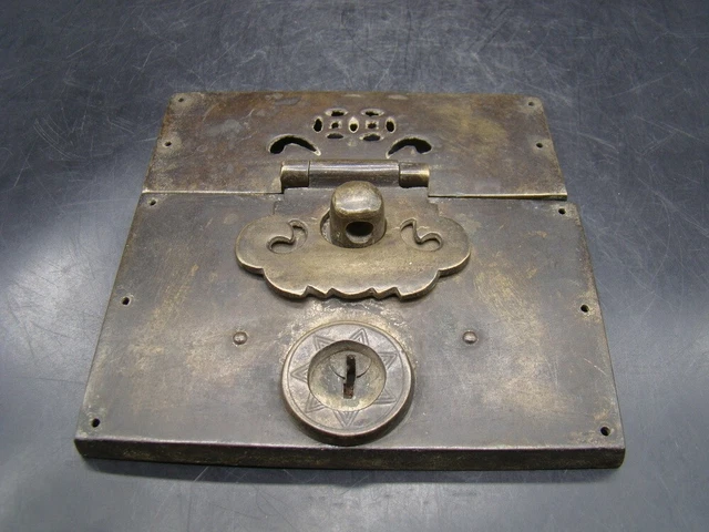 Chinese 19th century nice brass big lock (combine ship and 30 photos)  h225