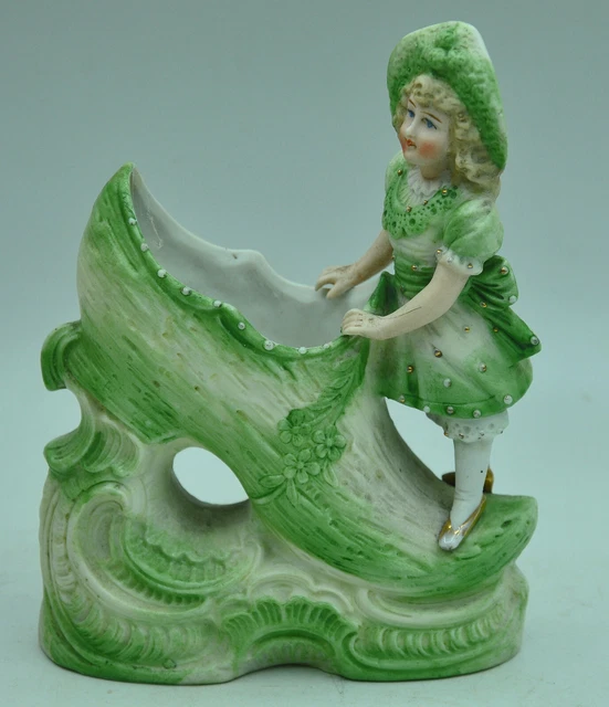 Statuette Vintage Fille En Résine Jaune – Figure De Collection Ou Décoration