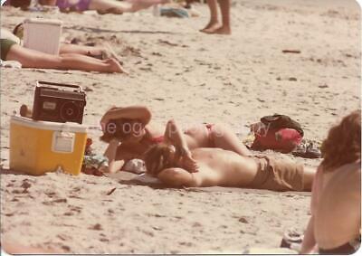 Voyeur Topless Beach