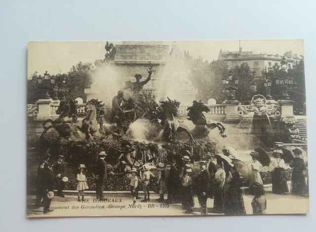 CPA 33 BORDEAUX - Monument des girondins