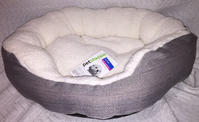 Donut Plush Small Pet  Dog Cat Bed Fluffy Soft Warm Bed Sleeping Pet Shoppe NWT