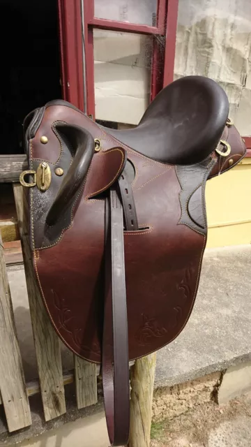 Outback Jack's The Australian Stock Saddle 16inch Plus FREE Western Bridle