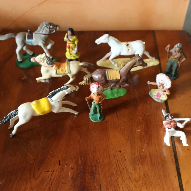 Lot Starlux indiens Cowboys Soldats Britains Acédo Bonus