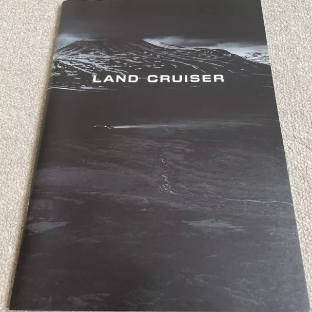 Toyota Land Cruiser Catalog 2015 Lished In August