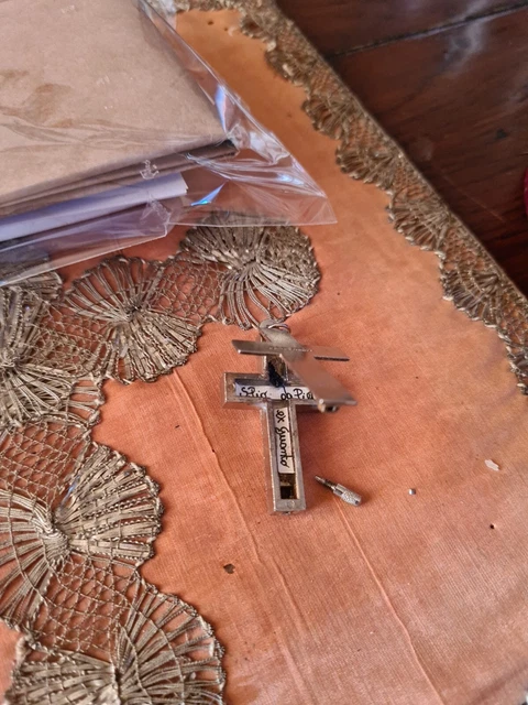 B7  RELIC RELIQUIA San Padre Pio ex indumento Guanto