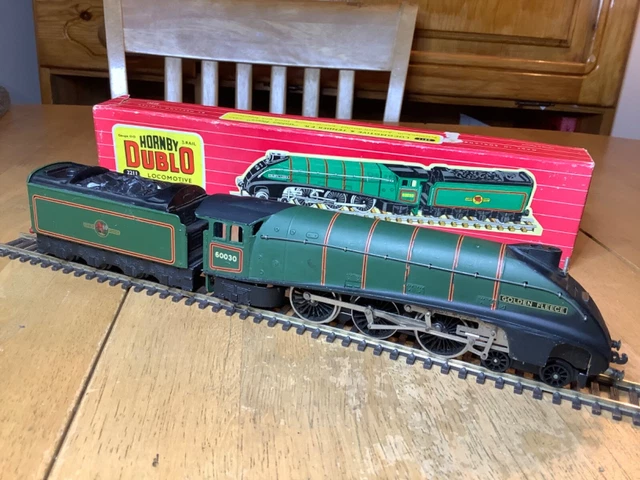 Hornby Dublo 2 Rail 2211 BR 4-6-2 A4 Class 60030 Golden Fleece Serviced/Remaged