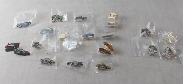 Lot de 22 anciens pin's / pins, vainqueur Le Mans, dont neufs, vintage