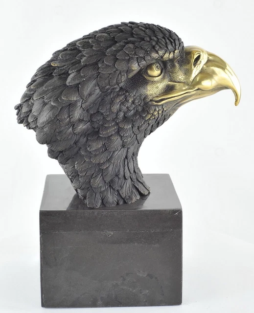 Estatua Águila Pájaro Fauna Art Deco Estilo Art Nouveau Estilo Bronce sólido Fir