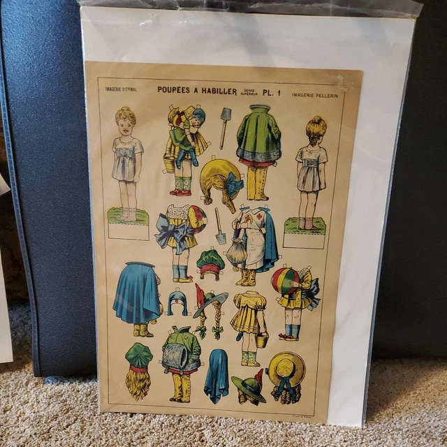 VINTAGE FRENCH POUPEES A Habiller Paper Dolls Uncut France Costumes £8.