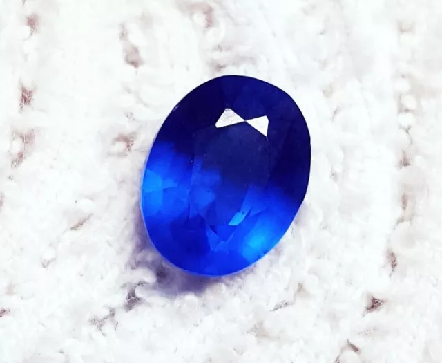 Naturel Topaze Bleu Londres Forme Ovale 6.15 CT Ggl Certifié Desseré Gemme