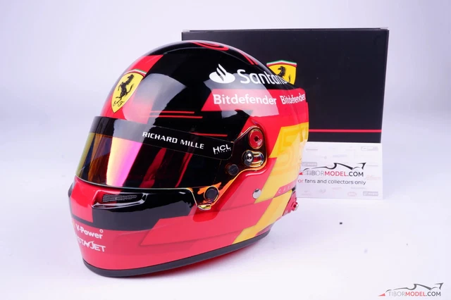 Así el casco de Carlos Sainz con Ferrari para la F1 2023
