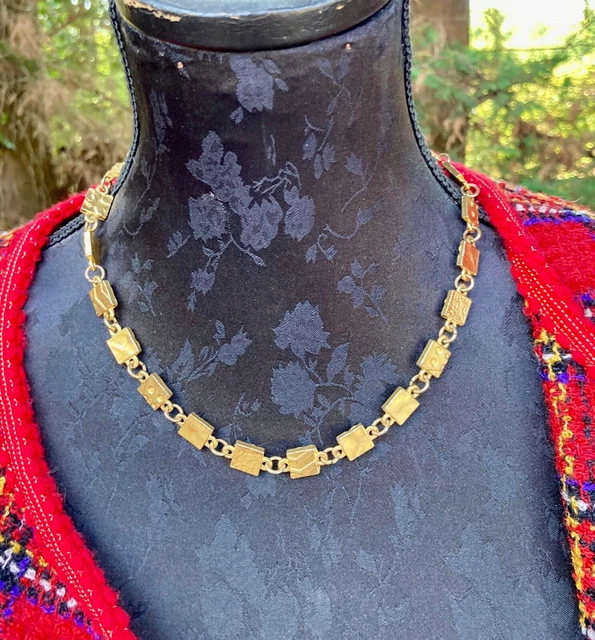 Collier Vintage Biche De Bere N°18 - Moderniste, étain Doré, 48 Cm, Occasion