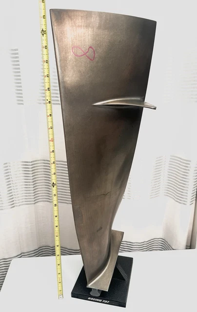 BOEING 737 CFM56 Titanium Jet Engine Fan Blade. Aviation Desk Model ...