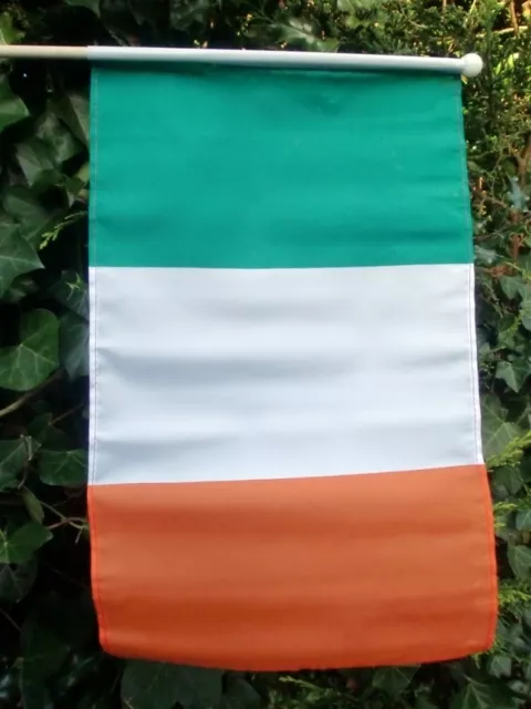 REPUBLIC OF IRELAND LARGE HAND WAVING FLAG 18" X 12" WITH POLE flags EIRE IRISH