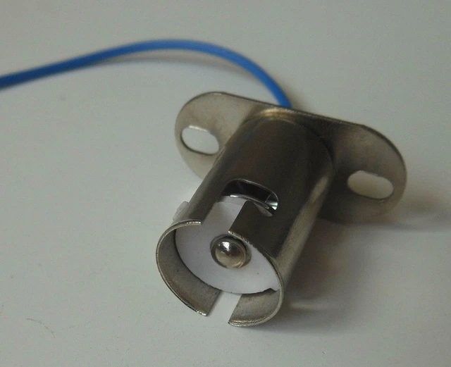 10pcs BA15s Bayonet Light Bulb Socket 1073 1093 7506 1156