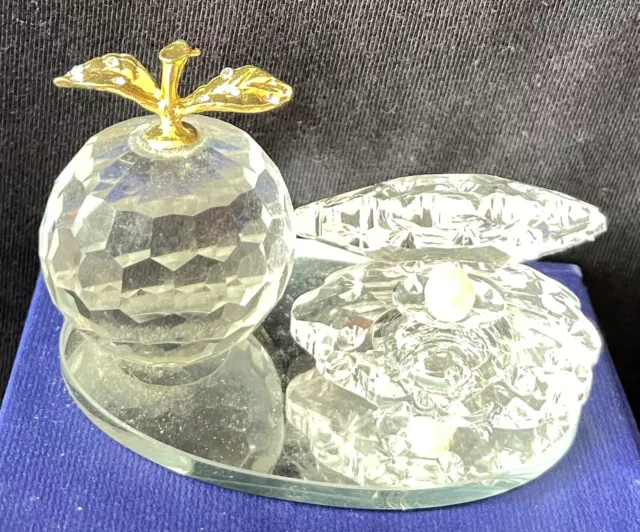 Crystal Clear Apple And Pearl Home Decor Ornament  Stand Gift Show Piece