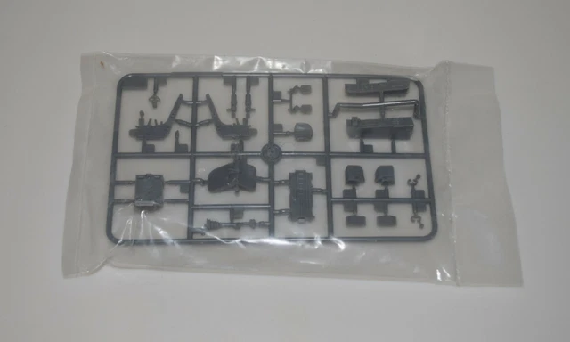 TRUMPETER Su-25UB FROGFOOT B 02277 ⭐PARTS⭐ SPRUE L-NPP ZVEZDA K-36 EJC SEAT 1/32