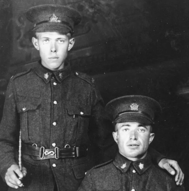WW1 WWI CEF Canadian soldiers - nice portrait RPPC - GS badges #44528 2