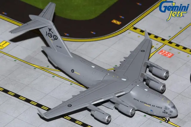 Royal Australian Air Force C-17A Globemaster III A41-206, 1:400 Scale