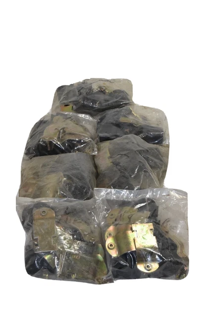 7 Bags Of 5. T&B 1-1/8" Od Cush-A-Clamp Pipe Clamp. 1-3/8" 022