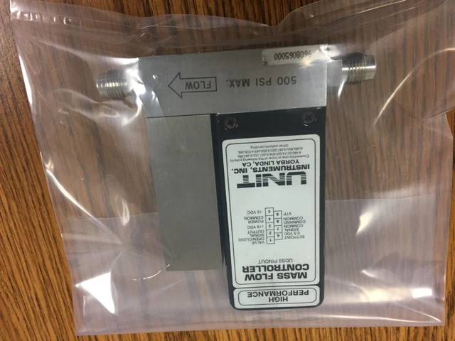 Unit Instruments UFC-1100A, Range 3 SLM, Gas He, 500 PSI, 1/2", Mass Flow Contro
