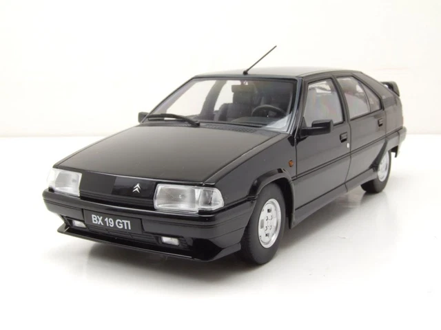 PROMO : 1800460 CITROËN BX GTi phase 2 de 1990 Rouge au 1/18 de Triple9