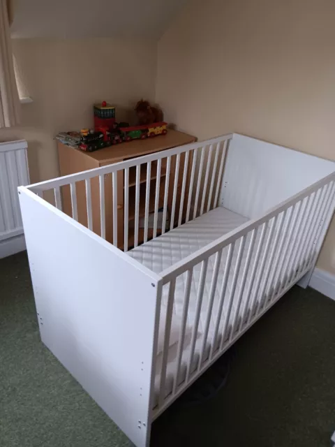 LITTLE ACORNS WINCHESTER Toddler CotBed W. Mattress Used White 3 Lvls V. G. Cond 50.00 PicClick UK