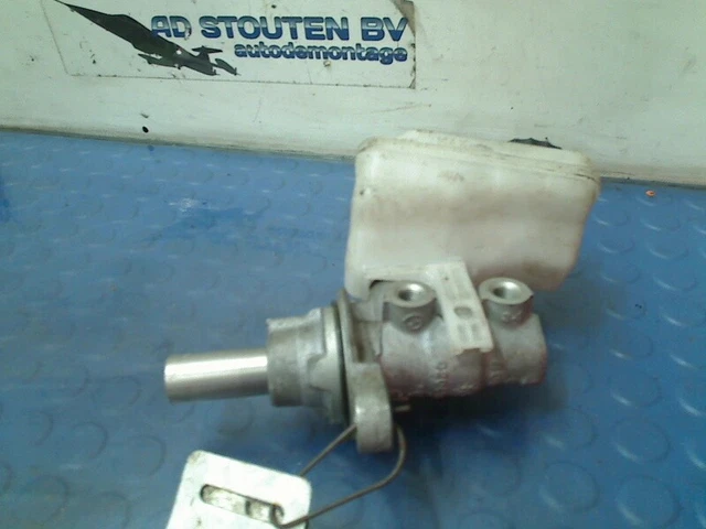 020425444 CILINDRO MAESTRO FRENO Toyota Aygo (B10) 2011