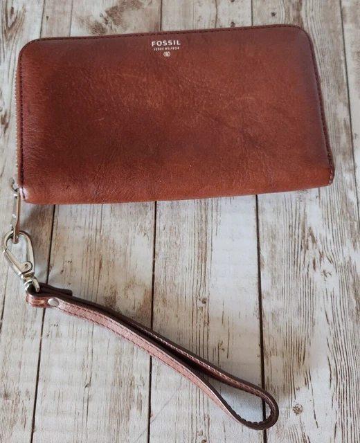 Fossil Brown Cowhide Leather Zip Around Wallet Wristlet SL6687