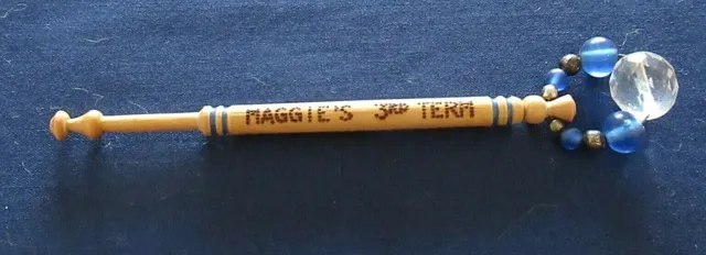 1 x Bobina de Encaje de Madera (atentado) con inscripción "Tercer Término de Maggie"