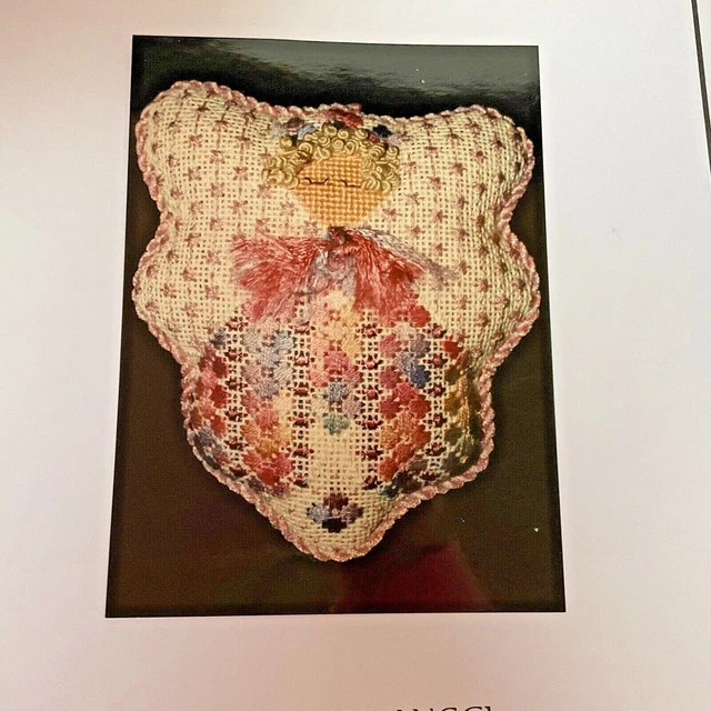Gráfico de punta de aguja hilo de ángel diseños Floribunda ángel diseñado para lienzo de 18 quilates