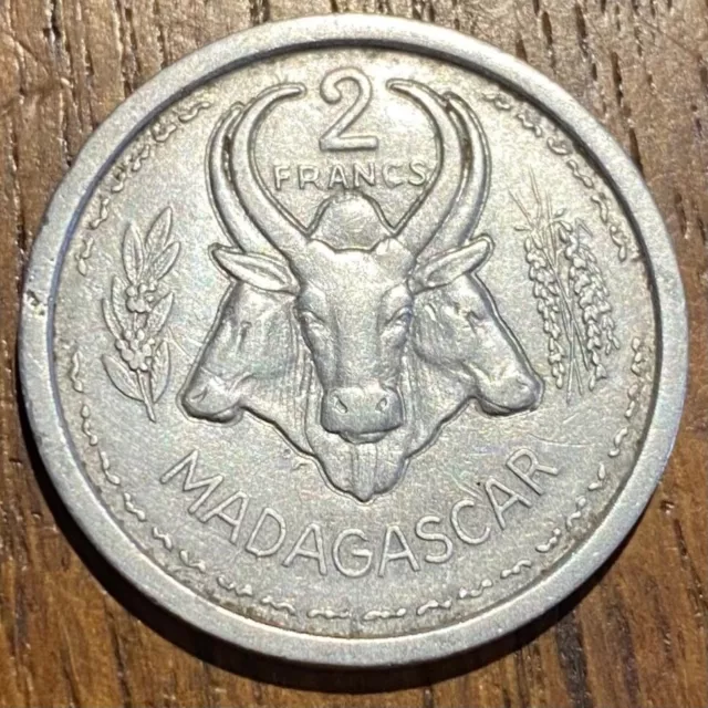 Piece De 2 Francs  1948 Madagascar (1123)