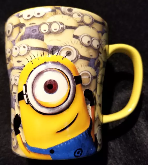 Despicable Me Universal Studios Minion Mayhem Coffee Mug 3D - EUC