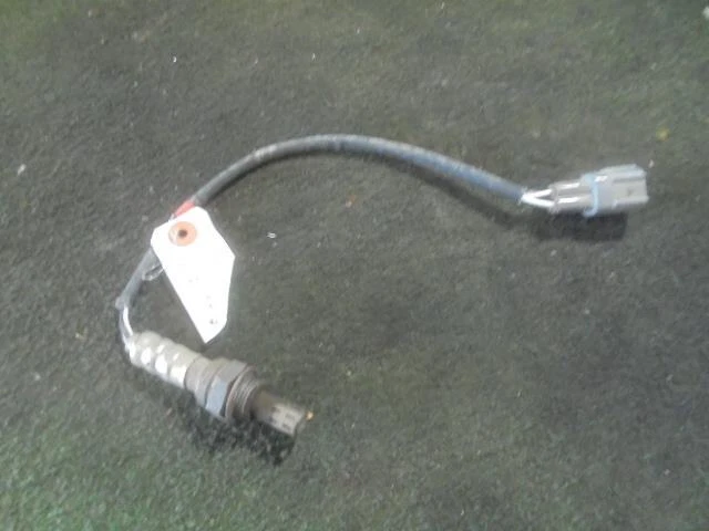TOYOTA bB 2001 TA-NCP30 O2 Sensore [usato] [PA01940732]