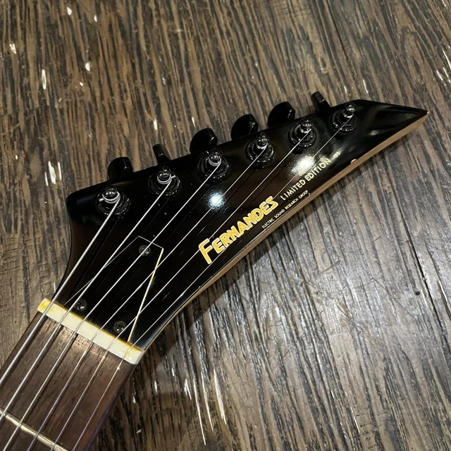 ギター Fernandes STJ Limited Edition 1990s FERNANDES Limited Edition STJ-90 Guitar Vintage White From